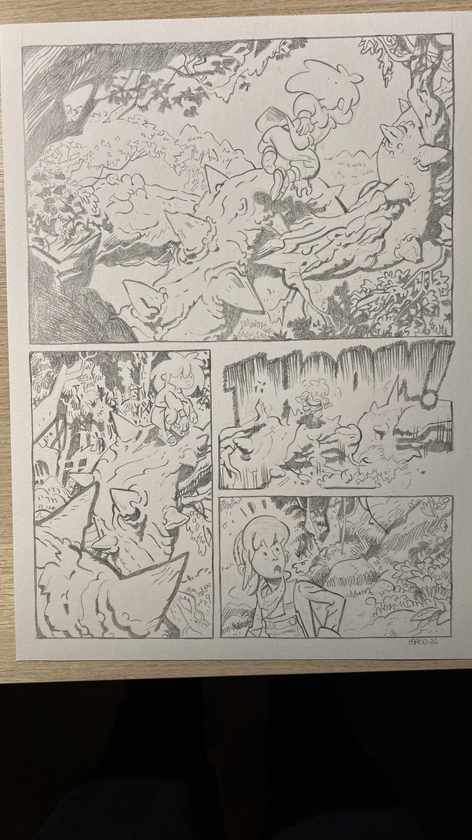 capogriso's tweet photo. Copia di una tavola di @ChrisSamnee  Un grandissimo artista che riesce a dare movimento ad ogni vignetta, creando quasi un piccolo film. 
Matita su A3. 

#fumetto #arte #disegno #matita https://t.co/cyn1JjPgtt