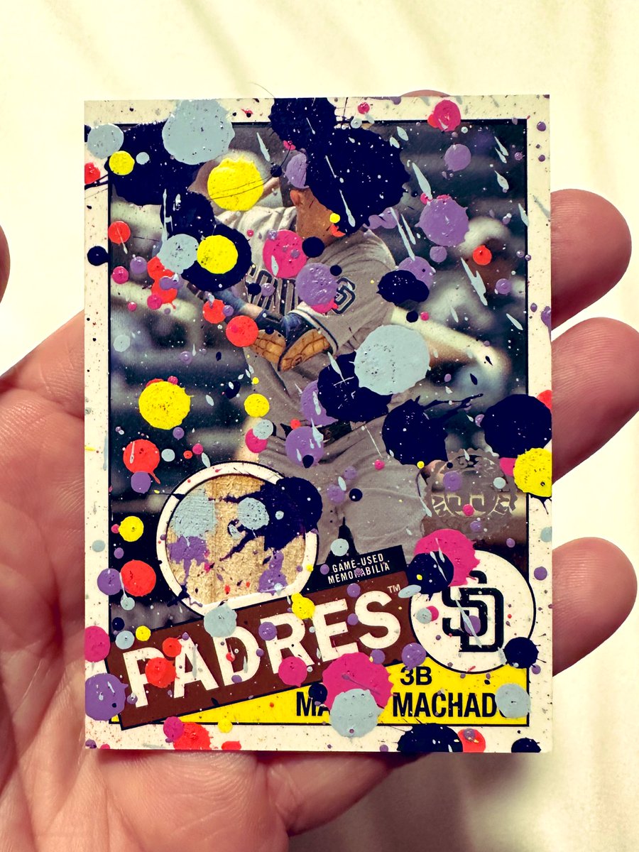 lunchmade's tweet photo. Blake Jamieson Custom Paint Splatter 2020 Topps Manny Machado Game Used Bat Card with auto on back. 1985 Throwback

So many of you I met during the pandemic.
Blake Jamieson brought so many folk together.

This card is pretty special to me. https://t.co/irPg5xFIJ5