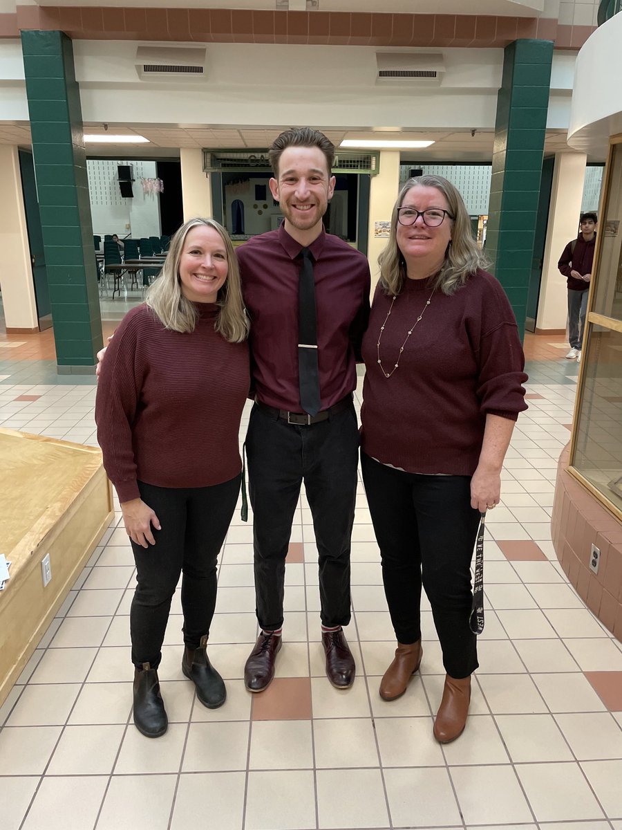 Terri Daniel tweet media