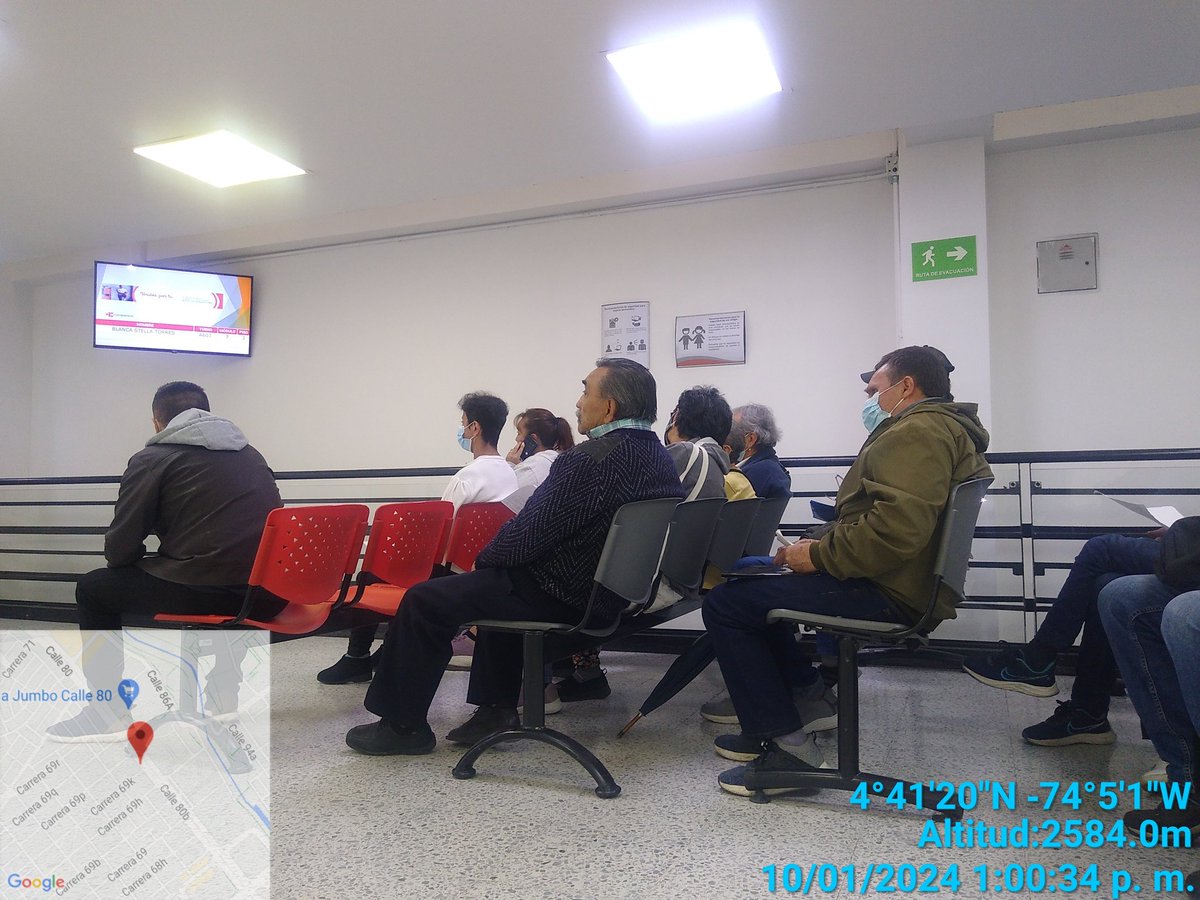 AlexisLeonel7's tweet photo. @Compensar_info  más 100 personas espera do asignación de citas médicas y gente adulto mayor y personas q pidieron permiso en sus trabajos entre ellos mi persona y debemos esperar haya 1 hora y media y hay gente hasta de 2 horas, es eso justo?  @ministeriosalud @infopresidencia https://t.co/hBn98b4G5M