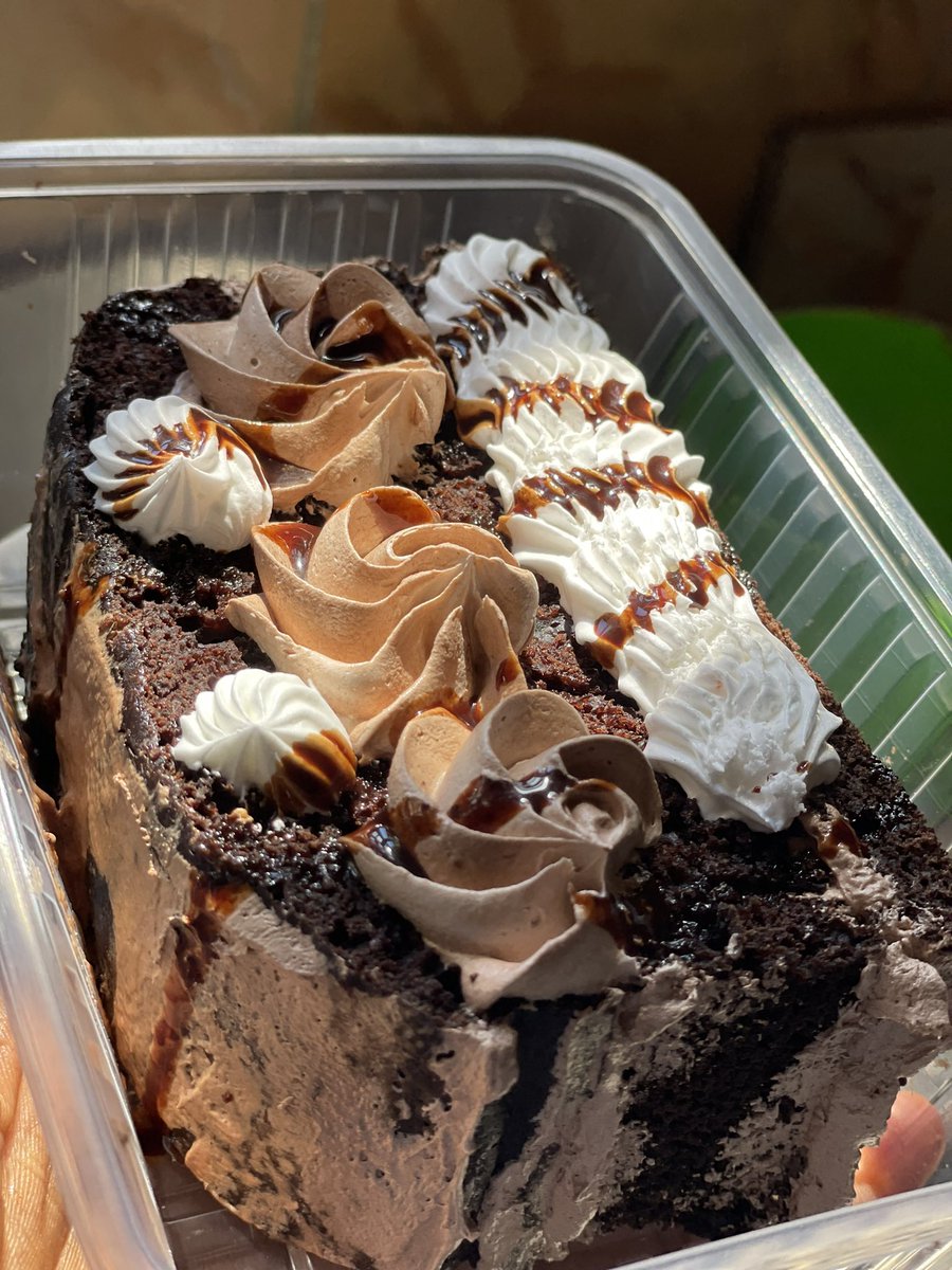aminatyy_'s tweet photo. Hello everyone if u want a yummy and tasty cake slice kindly call 08165166368 to ORDER  or send a msg via WhatsApp 
PLS RT https://t.co/wkckuz6qpq