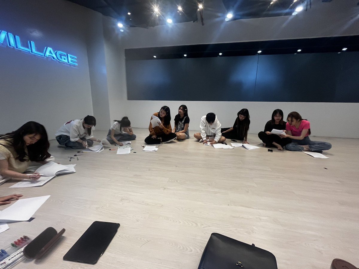 เบื้องหลังกว่าจะมาเป็นพี่ว้ากคะ รักหนูได้มั้ย!? #EI2SEntertainment #BehindTheScene #LoveSeniorFinalEP #LoveSeniorEP10 #LoveSeniorTheSeries