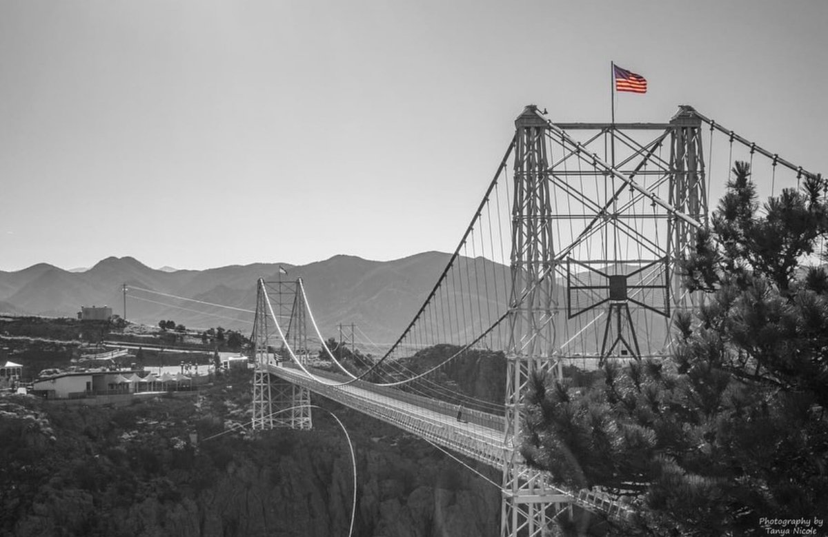 Royal Gorge Bridge tweet media