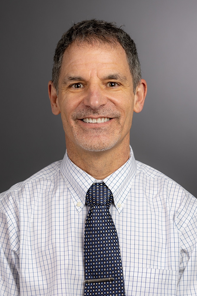 NAUAlumni's tweet image. #PridePoint @NAU Professor John Heick was recently awarded the prestigious American Physical Therapy Association national teaching award. 🏆

Learn more about Heick and what the award means: bit.ly/3Txl4Az