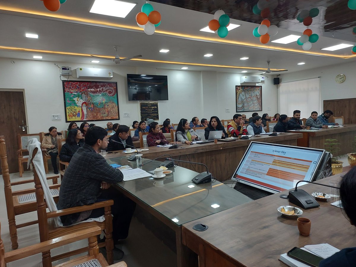 BsaGhaziabad's tweet photo. आज दिनांक को मुख्य विकास ���धिकारी @ChiefGhaziabad  की अध्यक्षता में बेसिक शिक्षा विभाग की संचालित समस्त योजनाओं पर समीक्षा की गई एवं छात्र उपस्थिति बढ़ाए जाने के प्रयासों पर चर्चा की गई, अच्छा प्रदर्शन करने वाले शिक्षकों को सम्मान दिया गया
@basicshiksha_up 
@dm_ghaziabad 
@UPGovt https://t.co/xDFJfSwNbg