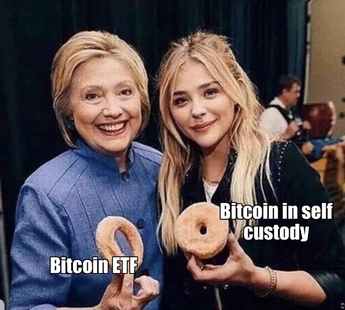 RobinSeyr's tweet photo. EVERYONE WILL DO SELF-CUSTODY

⇒ Either through reading and listening or through PAIN!

#Bitcoin is just too valuable, to not rug-pull it: https://t.co/AygSI1Ipbb
