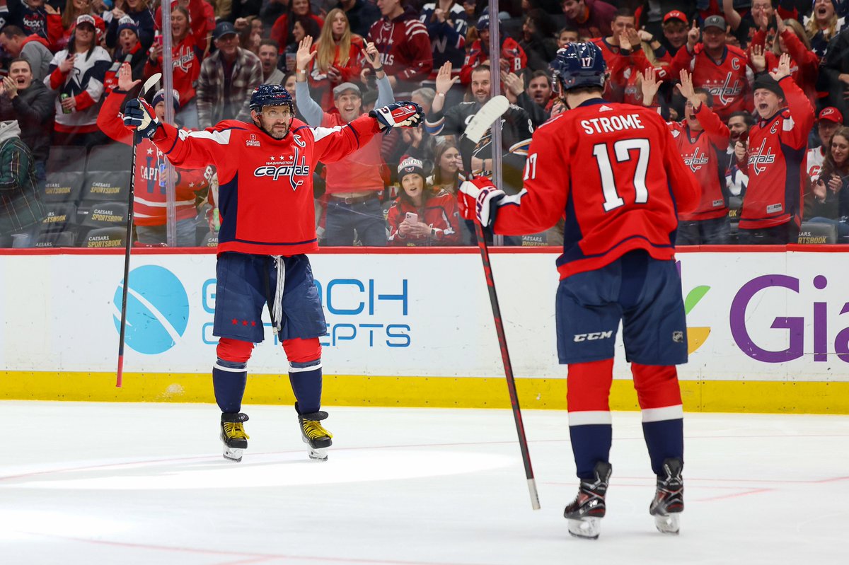 CapitalsPR's tweet photo. CAPS TODAY: Alex Ovechkin enters tomorrow’s game vs. Seattle on a 5-game point streak (2g-4a–6p), his second streak of 5 or more games this season. Ovechkin has registered 9 points (3g, 6a) in the Caps’ last 10 games, which leads the team in that span: https://t.co/EwA0dwZwZb https://t.co/B0g4qsIsBm