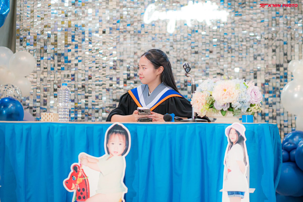 KNinPhoto's tweet photo. Congratulations 🎊 P.2 #CGM48 #LookkedCGM48 #LookkedGraduation https://t.co/2o6tAVA7xr