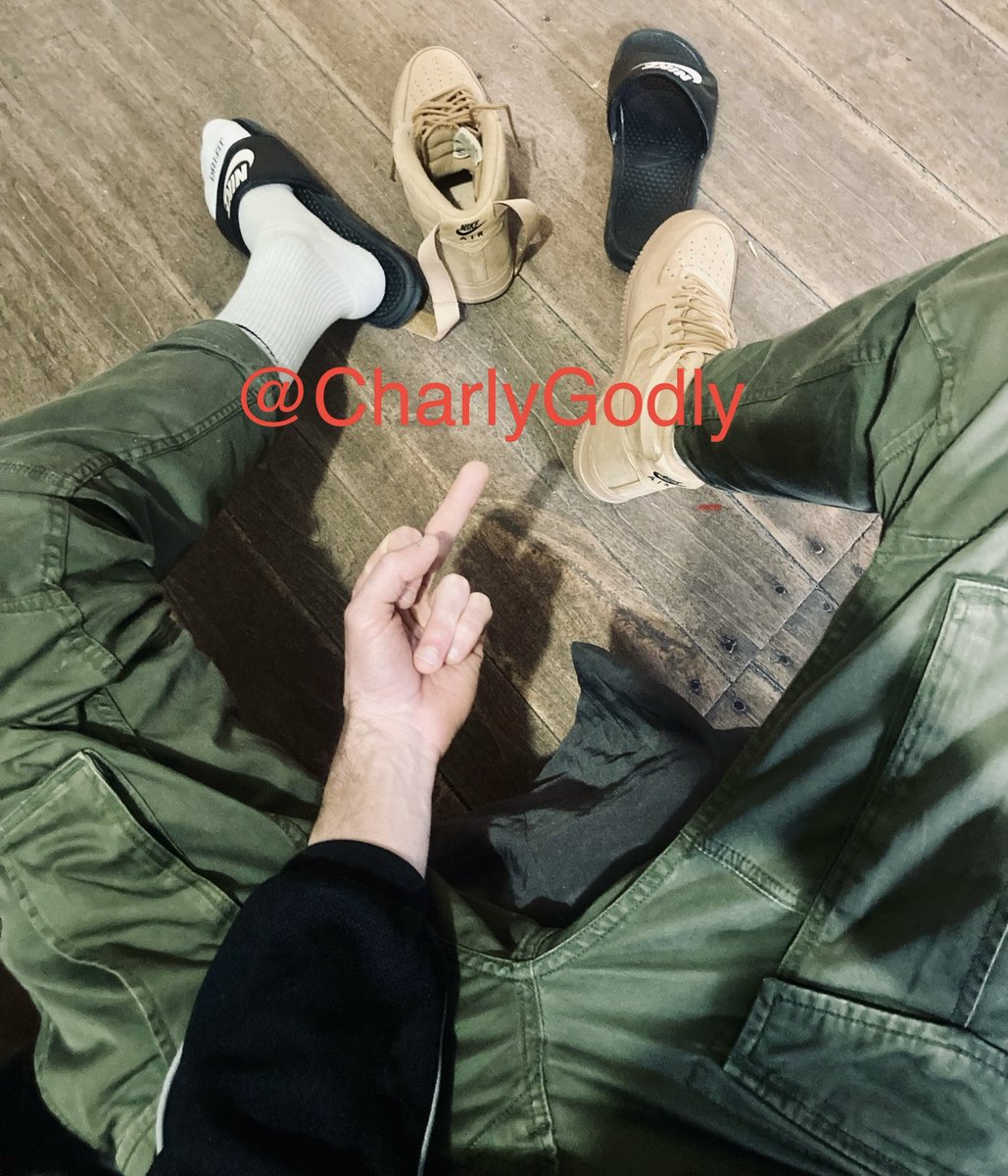 CharlyGodly's tweet photo. A genoux ! Tu sais quoi faire sous race !🇫🇷💶
On your knees ! You know what to do subrace !🇺🇸💵
#slave #findom #pigpay #cashmaster #finsub #cashfag #fetish #findomsub #moneyslave #cashslave #findomslave
@SoumisArdent @findominfluence @certified_alphs @RT4Masters2 @retweet4Mfeet https://t.co/PrF21mc48i