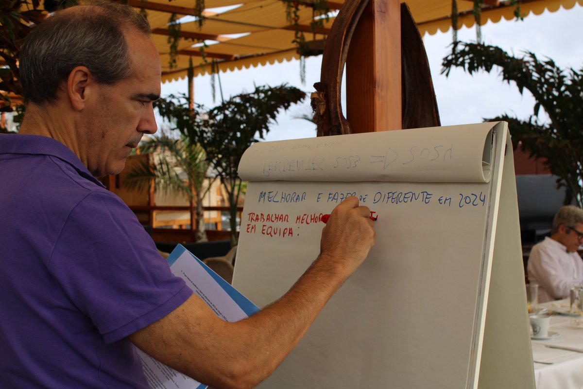 UNCaboVerde's tweet photo. Having the spirit of always improve, doing more & better for #CabeVerde, RCO team were together in our annual retreat, for a critical but constructive analysis of our work in 2023, the results achieved & define priorities for 2024.
#bettertogether #djuntamon #UNCaboVerde https://t.co/OVOshZipZB