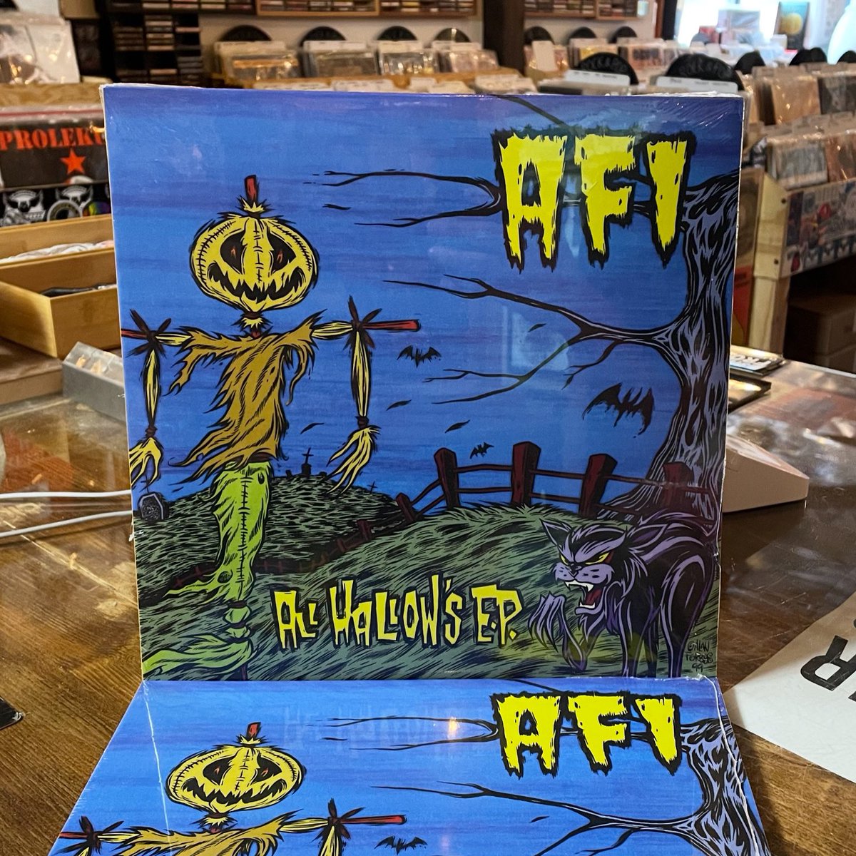 andvinyltn's tweet photo. #AFI #AFireInside https://t.co/XWLFegWIyt