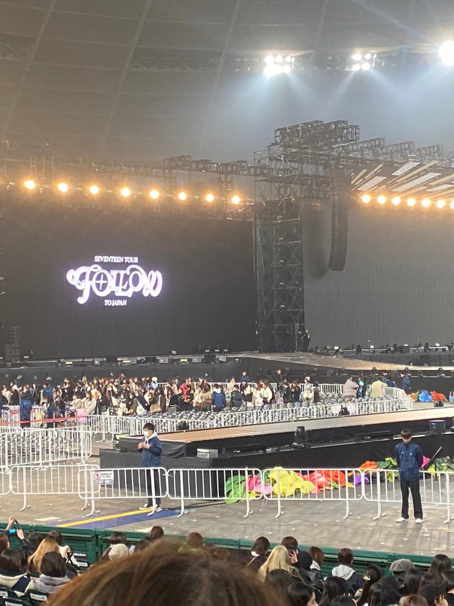 my99_S2's tweet photo. 9/9.10  엔시티  콘서트 
             오사카의 얀마 스타디움
9/17     엔시티  콘서트
             도쿄의 아지노모토 스타디움
11/24    세븐틴  콘서트
             사이타마의 베루나 돔 https://t.co/KzGbqfYfpb