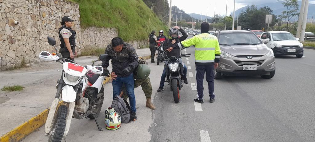 Ejército Ecuatoriano tweet media