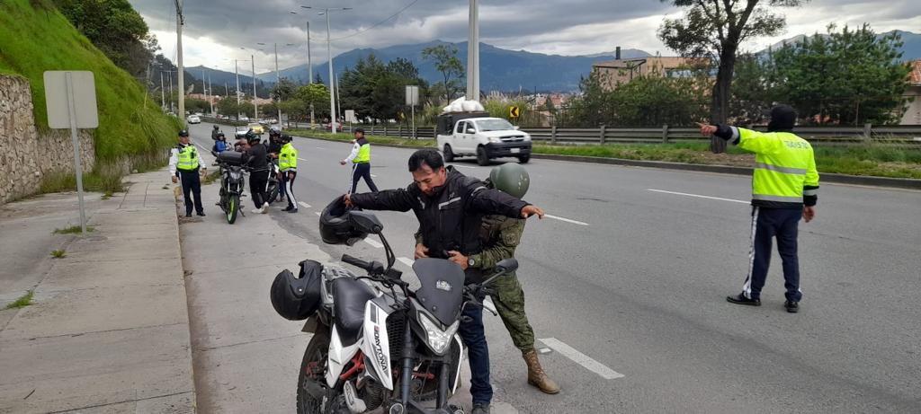 Ejército Ecuatoriano tweet media