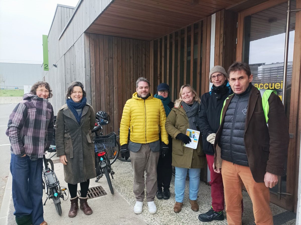 [Rencontres 🤝]
Alors que le vélo se développe sur le territoire de <a href="/GrandCognac/">Grand Cognac</a>, <a href="/oschneider_fub/">Olivier SCHNEIDER</a>, président de la <a href="/FUB_fr/">FUB</a>, vient rencontrer l'association Vélo d'Vie à Cognac et les acteurs du système vélo.
