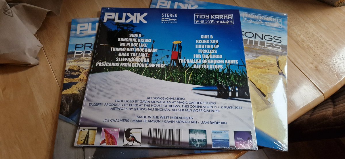 OfficialPukk's tweet photo. Did someone say Vinyl Records ? The vinyl has arrived. If you want one before the official release day just drop me an email to officialpukk@hotmail.com. I'll send payment details and I can sign a copy if requested. As you can see in the pics, it's heavyweight blue vinyl 🥶 https://t.co/VTjv7ryevw