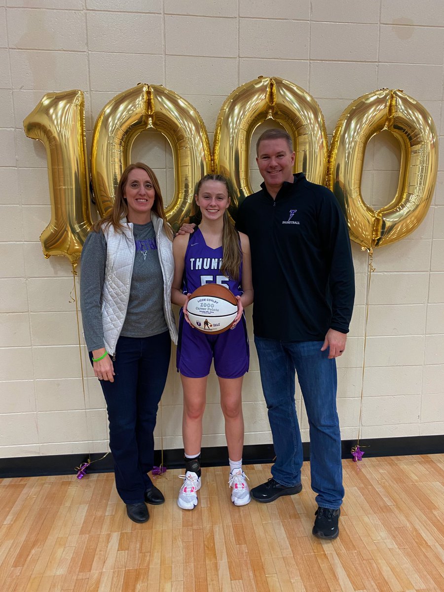 officially in the 1,000 points club!! thank you to my coaches and teammates, i couldn’t of done without you guys!!