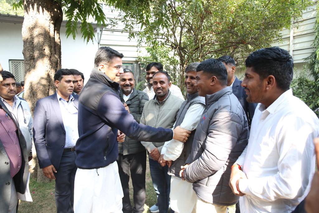 GSatusingh's tweet photo. आज मेरे आदर्श,मेरे आइडल,मेरे दिल की धड़कन, शेरे राजस्थान सचिन पायलट साहब के साथ, @SachinPilot @pilot_office @PilotWithPeople https://t.co/qxG28lF7li