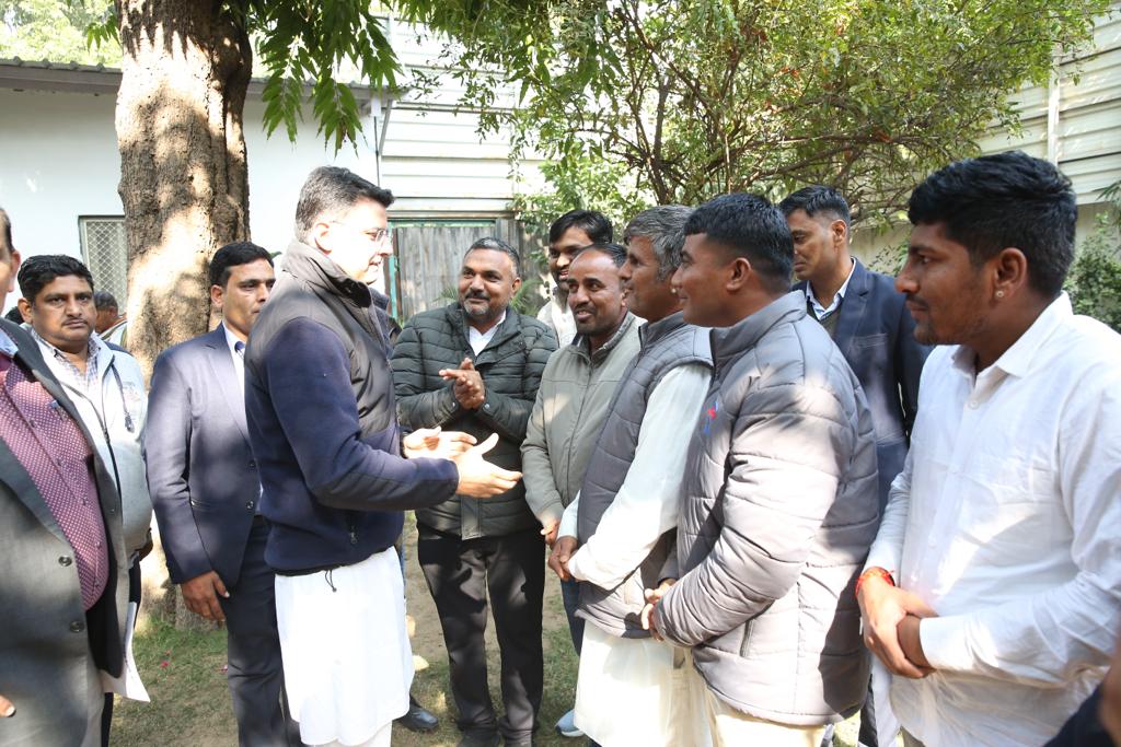 GSatusingh's tweet photo. आज मेरे आदर्श,मेरे आइडल,मेरे दिल की धड़कन, शेरे राजस्थान सचिन पायलट साहब के साथ, @SachinPilot @pilot_office @PilotWithPeople https://t.co/qxG28lF7li