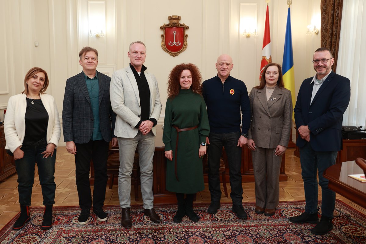 🇺🇦 In Odesa, Regional Deputy Director <a href="/nrhartmann/">Nick René Hartmann</a> and Resident Rep <a href="/jaco_cilliers/">Jaco Cilliers</a> met with Mayor <a href="/gtrukhanov/">Gennadiy Trukhanov 🇺🇦</a> to discuss strengthening cooperation under ongoing early recovery programmes. This vital partnership is uplifting Odesa's social fabric and restoring its infrastructure.