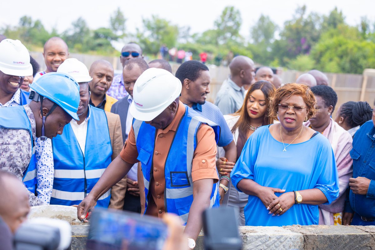 Cate_Waruguru's tweet photo. Thank you, Mr. President, for the projects you have commissioned in Laikipia today. We indeed are witnessing crucial infrastructural developments key to the betterment of the daily lives of our people

Asante Sana !!!
#daughterofzion
#GraceInMotion https://t.co/L0PpuXypgf