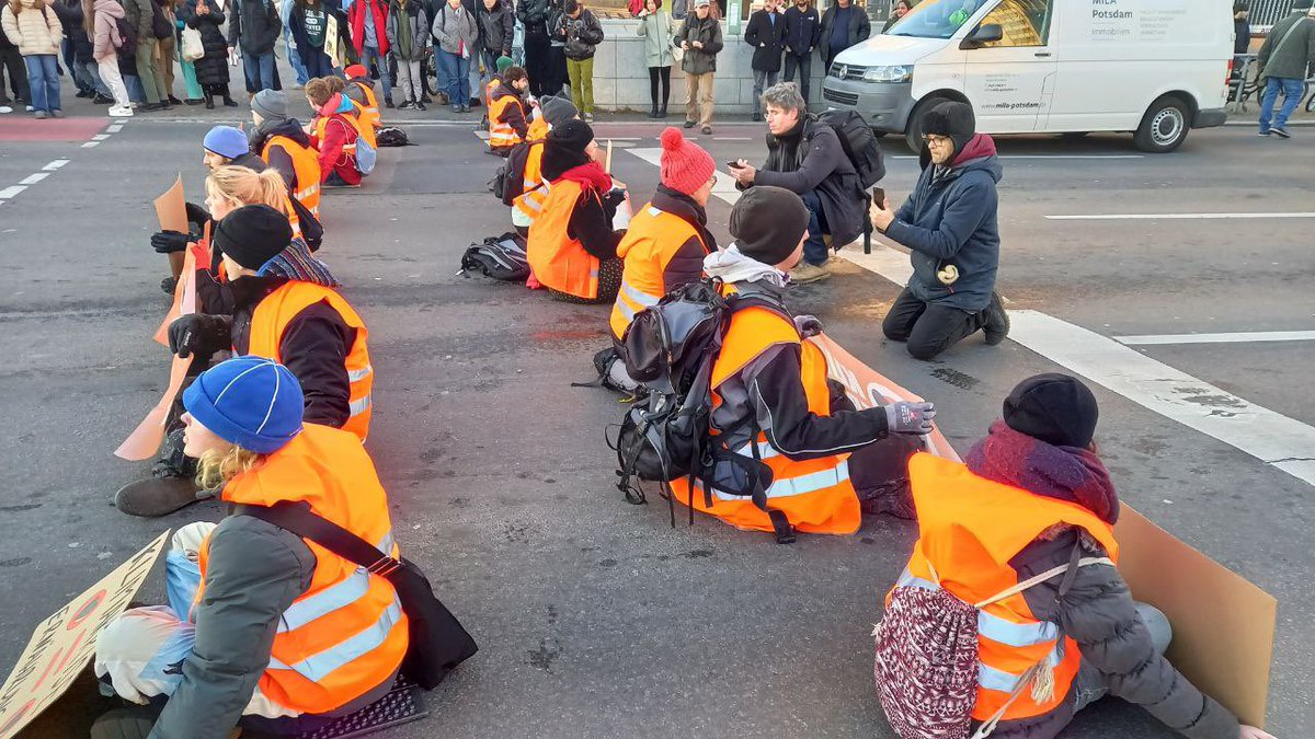 Letzte Generation tweet media