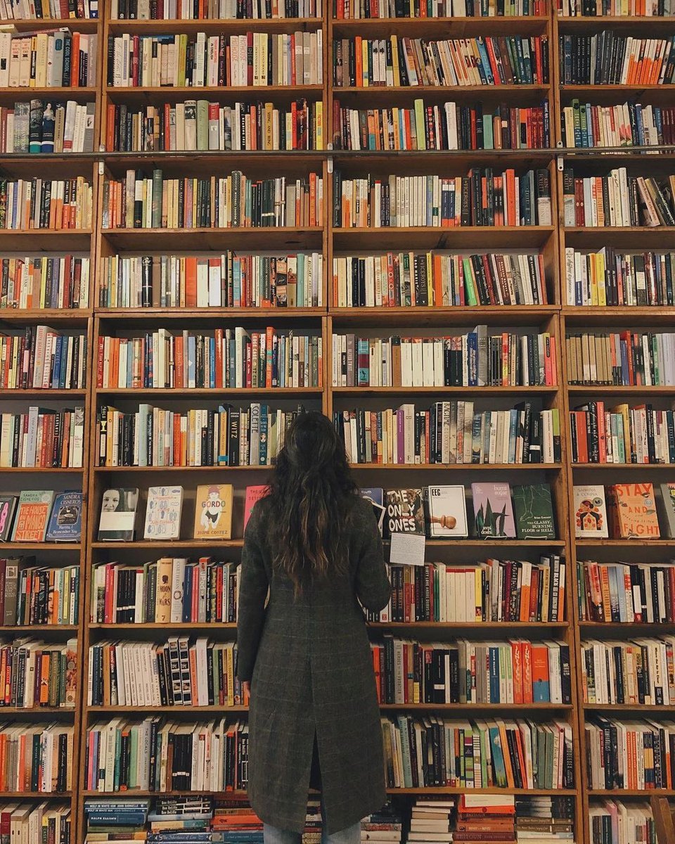 Jopolkadot's tweet photo. “Books are the mirrors of the soul”

Virginia Woolf https://t.co/GpENaehTdC