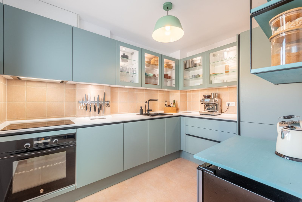 O_Estates's tweet photo. 𝐁𝐞𝐧𝐚𝐡𝐚𝐯𝐢𝐬 - 𝐄𝐱𝐜𝐞𝐩𝐭𝐢𝐨𝐧𝐚𝐥 𝟑 𝐁𝐞𝐝 𝟐 𝐁𝐚𝐭𝐡 𝐏𝐞𝐧𝐭𝐡𝐨𝐮𝐬𝐞 𝐰𝐢𝐭𝐡 𝟖𝟎𝐦𝟐 𝐭𝐞𝐫𝐫𝐚𝐜𝐞! €𝟑𝟕𝟓,𝟎𝟎𝟎 #Benahavis #Spain https://t.co/Yz2yJvgBWp