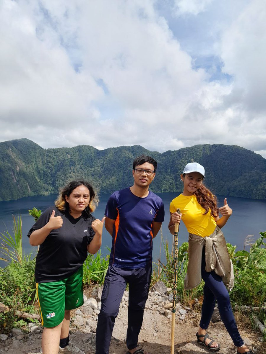 yadu_karu's tweet photo. I participated in the annual closure of #LakeHolon as part of the #Tboli town's conservation efforts to protect the famous crater lake. (01/6-7/24)
Lake Holon is set to reopen in March for their #SeslongFestival2024 https://t.co/zdG6fRSp82