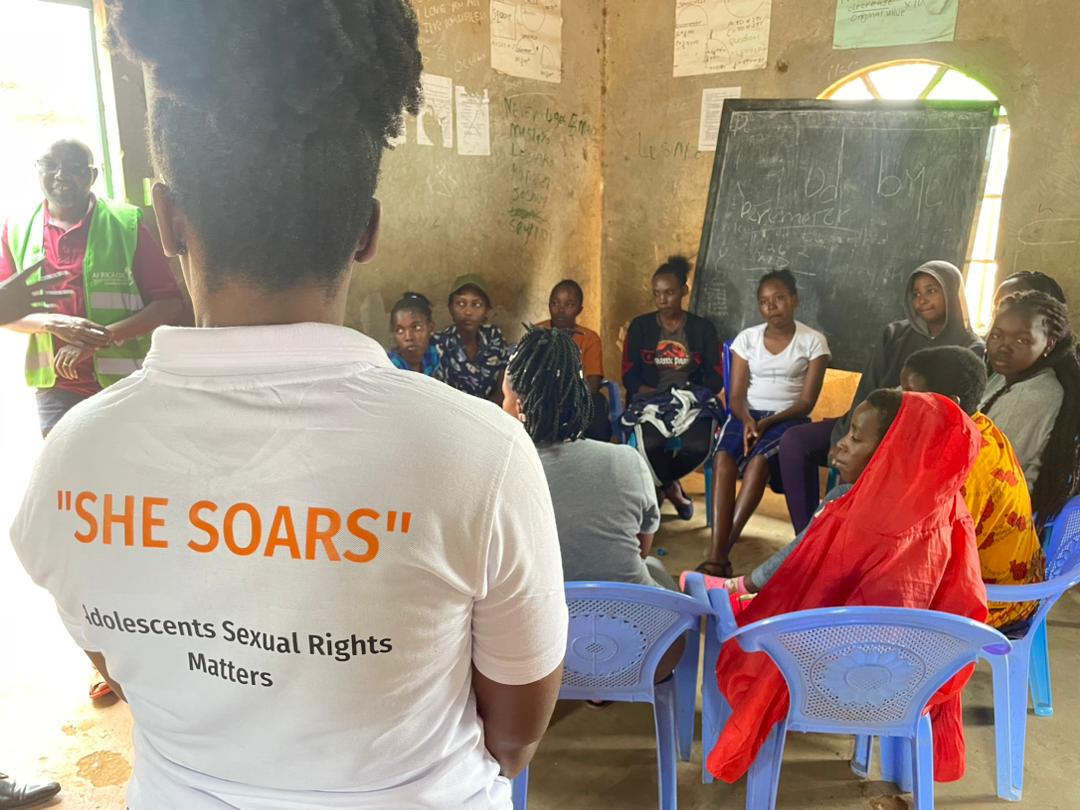 ScoreCardGroup's tweet photo. @CAREIntMalawi's Community Score Card Consulting Group was delighted to witness the excellent work that SHE SOARS (Sexual &amp; Reproductive Health &amp; Economic empowerment - Supporting Out of school Adolescent girls' Rights &amp; Skills)  project partners in  Kenya is doing. https://t.co/qxP1eQ7JGm