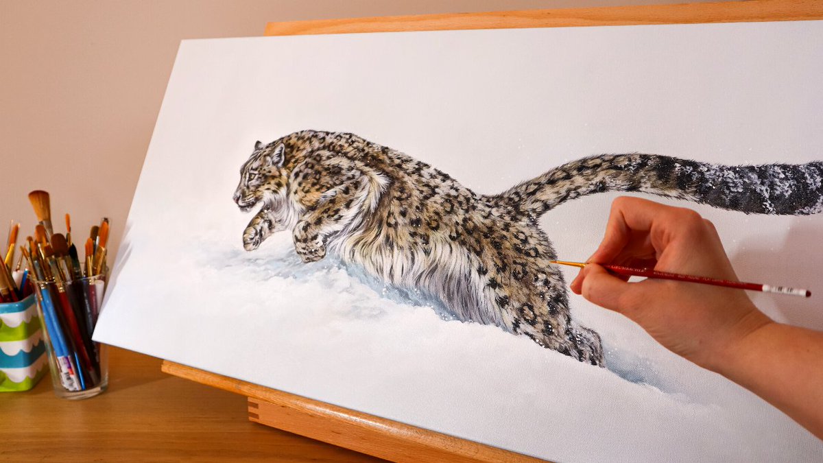 This one was a lot of fun. ❄️ Snow leopard in acrylic.