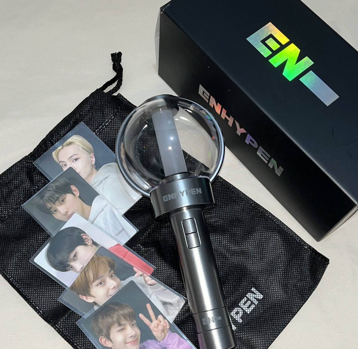 0209_kart's tweet photo. wts lfb enhypen lightstick  

engene bong (₱1,800) 

 - used once during manifesto in mnl
 - onhand
 - complete inclu (except won and ni-ki pc) 
- payo 
- bought from kpopmerch https://t.co/wUkQuoDtLX