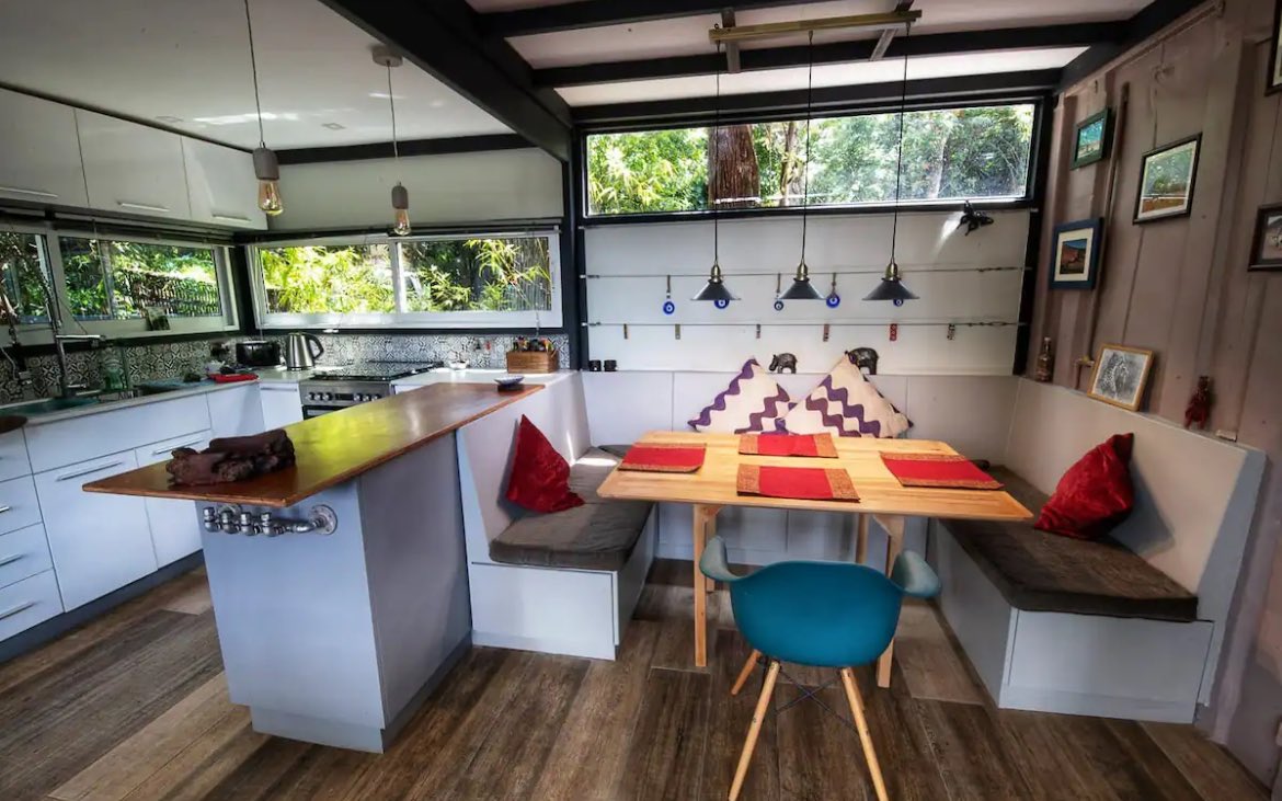 UnchartedKenya's tweet photo. Nairobi's Tiny homes. https://t.co/UP3meTw6Qi