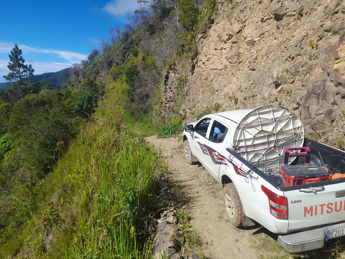 manuel_barzaga's tweet photo. Hasta intrincados lugares de la montaña lleva @ETECSA_Cuba las comunicaciones #EtecsaTeAcompaña #CubaPorLaTransformaciónDigital https://t.co/D3LpjobxlN