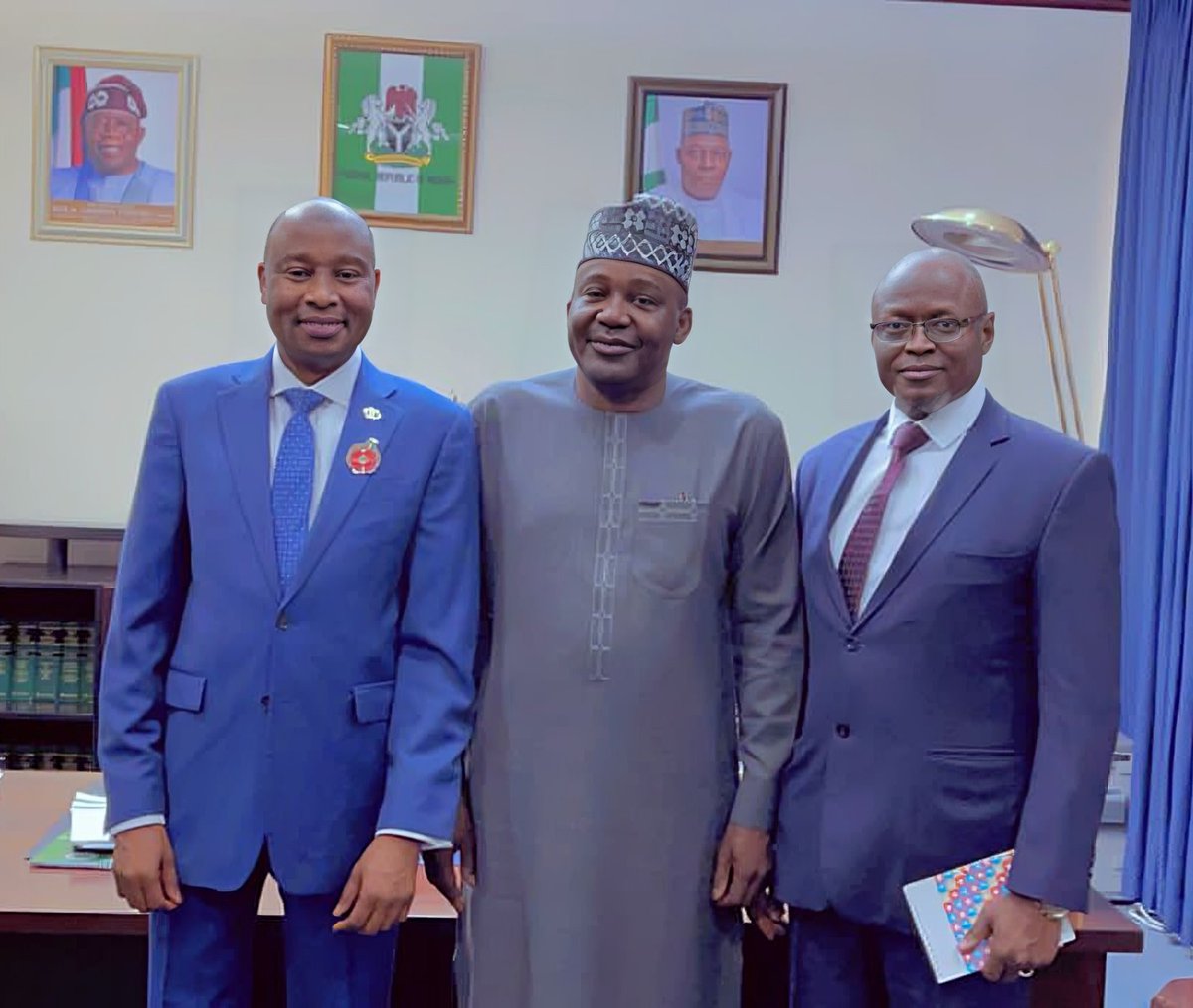 JaizBankNG's tweet photo. From left: Jaiz Bank’s Chief Strategy Officer, Abdulwahab Y. Sadiq; Head, Corporate Communications, Halima Ishaq; Nasiru Danmaliki, Head Cost Control; Haruna Musa, MD/CEO; Sen. Ibrahim Hassan Hadejia, Deputy Chief of Staff in the Office of the Vice President; https://t.co/ogUrOfEaES