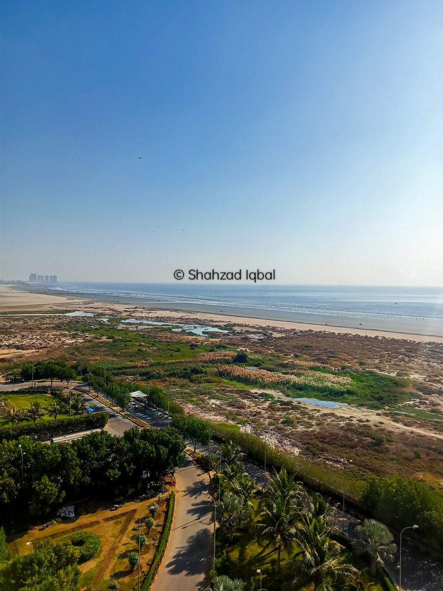 Seaview Clifton, Karachi Pakistan captured on 10 Jan, 2024 at 5pm
#breeze #Reuters #karachiseaview #seaviewkarachi #karachihuts #karachieat #Dailynews #dailyforecast #WeatherUpdate #WeatherAlert #SEA #seaside #beach #creekvista #karachicreekclub #dodarya #westwharf