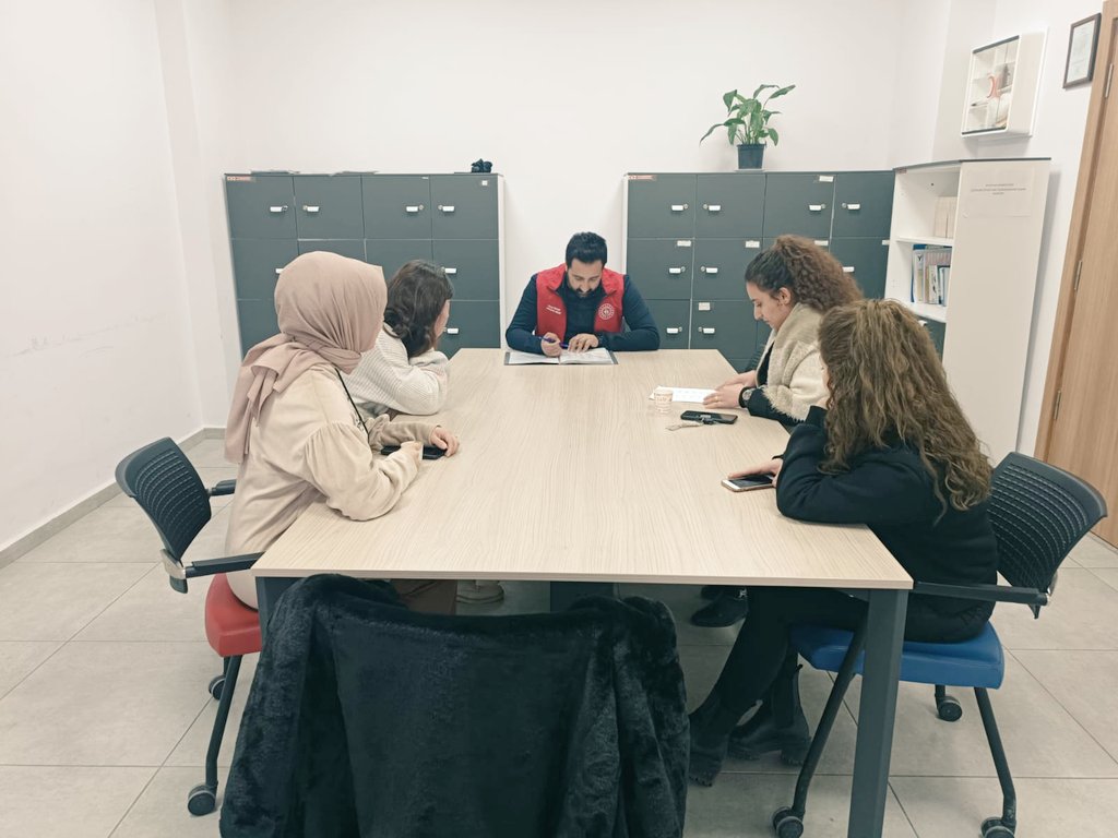 GSB_VangoluGM's tweet photo. Gönüllü Tim Liderlerimizle bir araya gelerek Ocak ayı için neler yapabileceğimizi konuştuk.💭

#GSBGM
#Timler
#GönüllülükKulübü https://t.co/1ovoFMlrUS