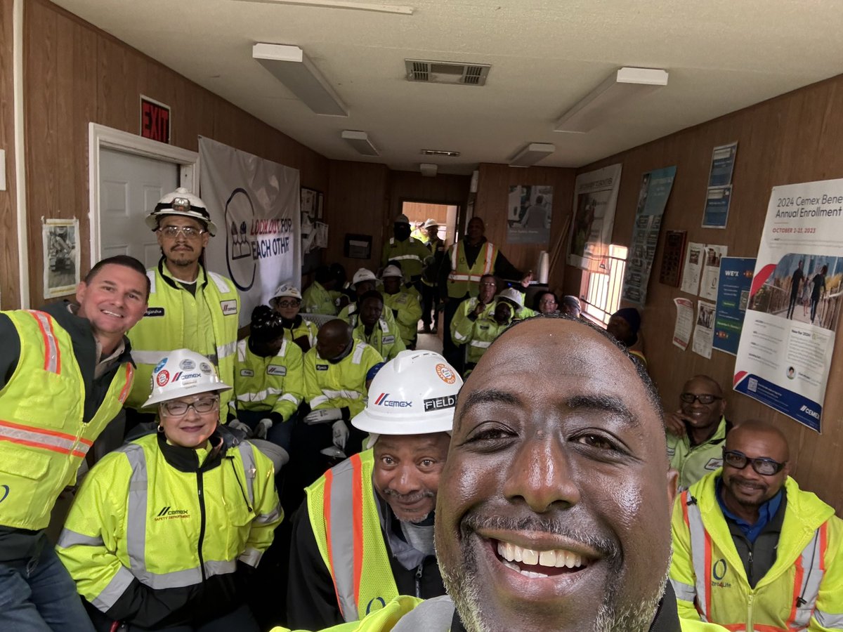 Gemini2376's tweet photo. Enjoyed a Safety Stand Down with our Cemex USA family in Katy, TX…We’re ready to Own Safety and Act Safetly to achieve Zero4Life, and of course embrace diversity while we do it. @Cemex_USA https://t.co/oxtTvBOQAK
