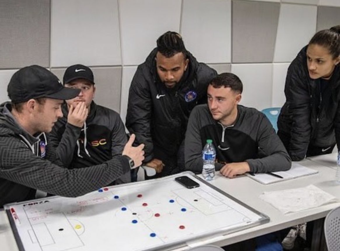 Mike Phelan tweet media