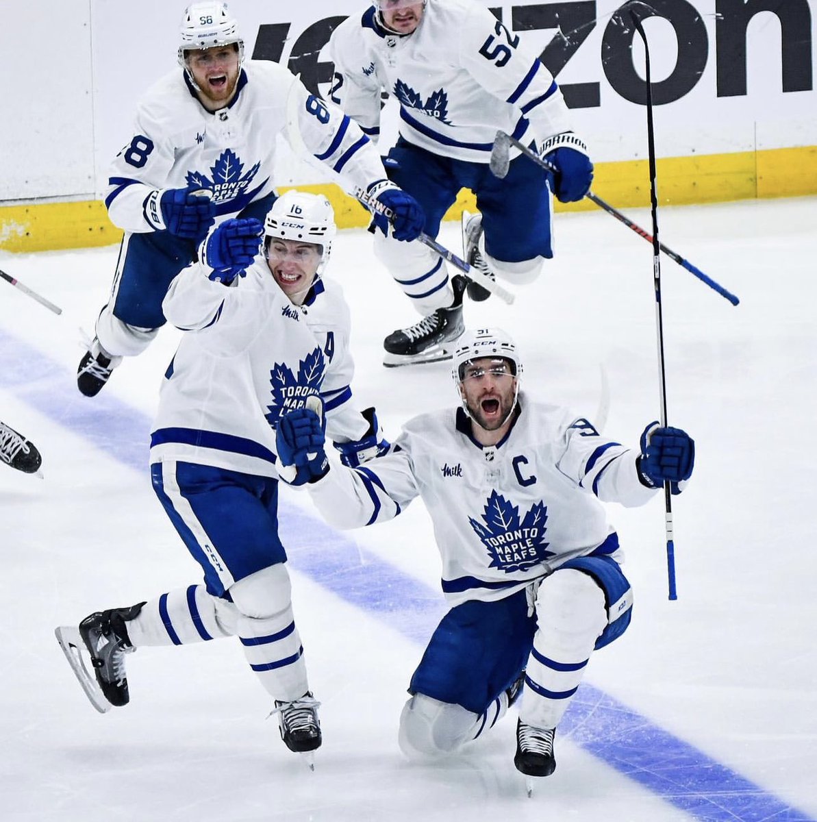 tavkniesnythews's tweet photo. #NHLAllStarVote  John Tavares
#NHLAllStarVote  Morgan Rielly
#NHLAllStarVote  Mitch Marner
#NHLAllStarVote  William Nylander https://t.co/RAOlcHnfzN