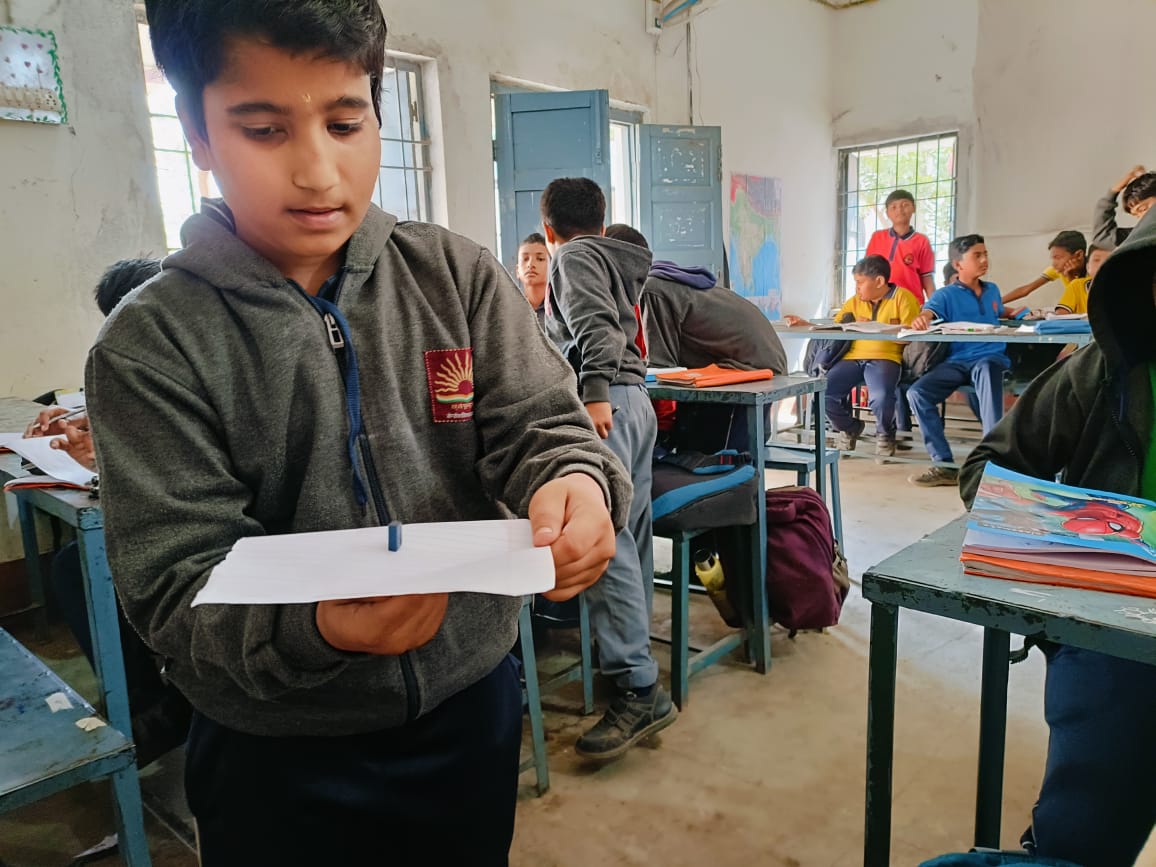 KV_Nuapada's tweet image. "Everything is theoretically impossible until it is done"
#FunWithMagnets
#Class6