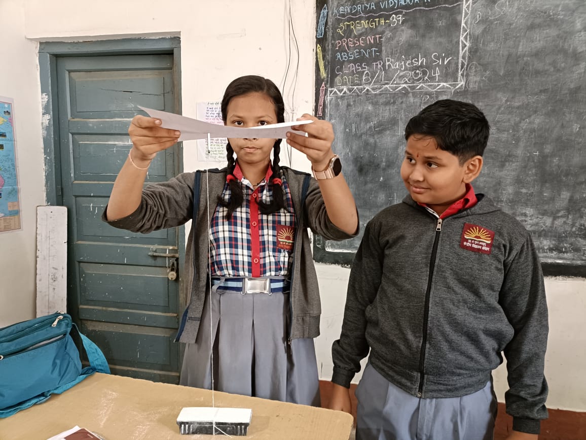 KV_Nuapada's tweet image. "Everything is theoretically impossible until it is done"
#FunWithMagnets
#Class6