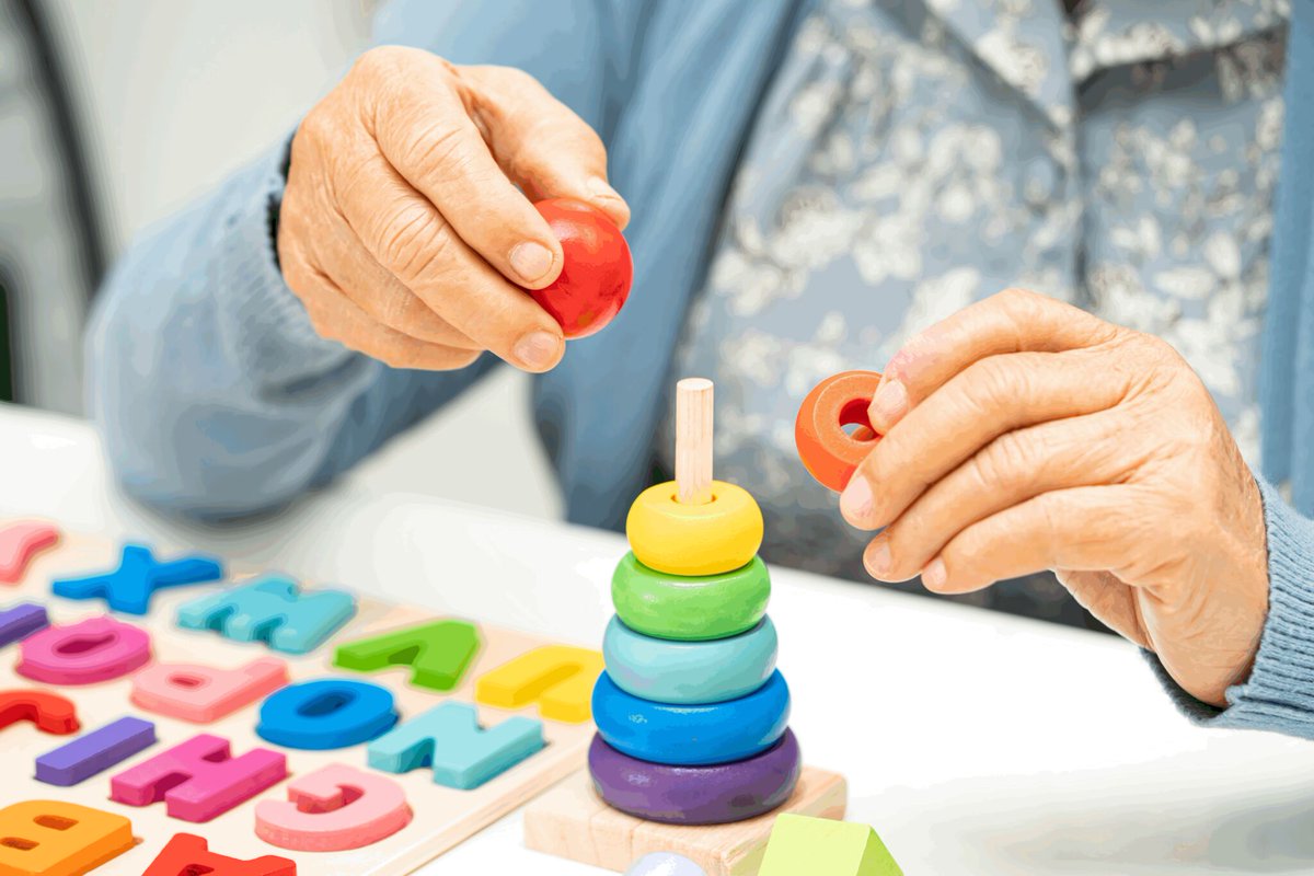 AdvancareMiami's tweet photo. We create a safe and familiar environment for seniors with dementia, helping them feel secure and reducing confusion or anxiety. Contact us today to discuss your specific needs and create a personalized care plan.

#DementiaCare #CompassionateCare

https://t.co/RZ1KYlQwbX https://t.co/0KZT9Aurr4
