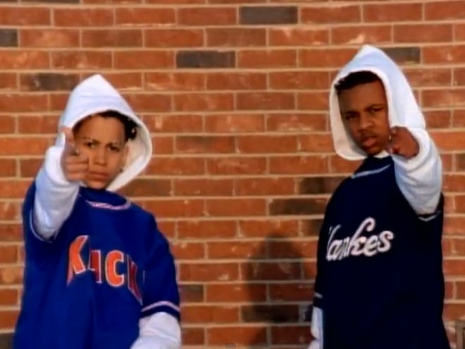 VTMattWins's tweet image. To all my college classmates.... if you want to feel really old today, just know that one of these cats from Kris Kross turned 44 today.  
#MacDaddy
#DaddyMac
#JumpJump
