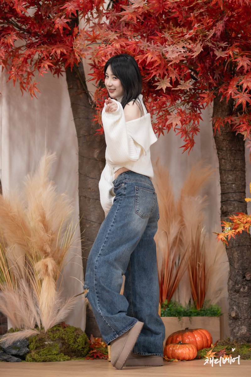 Chaedybear's tweet image. #여니왔어요
챈탄절의 채연시!

#겨울의선물_채연이의생일을축하해
#Happy_chaeyeonday
#이채연 #LEECHAEYEON