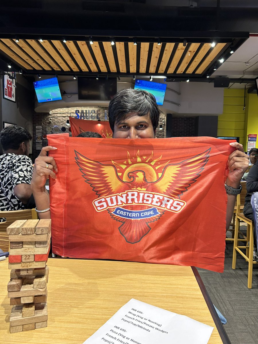 suryatej_borra's tweet photo. Champions vibe! @SunrisersEC ๐งก
#OrangeorNothing https://t.co/N7E9twOcw5