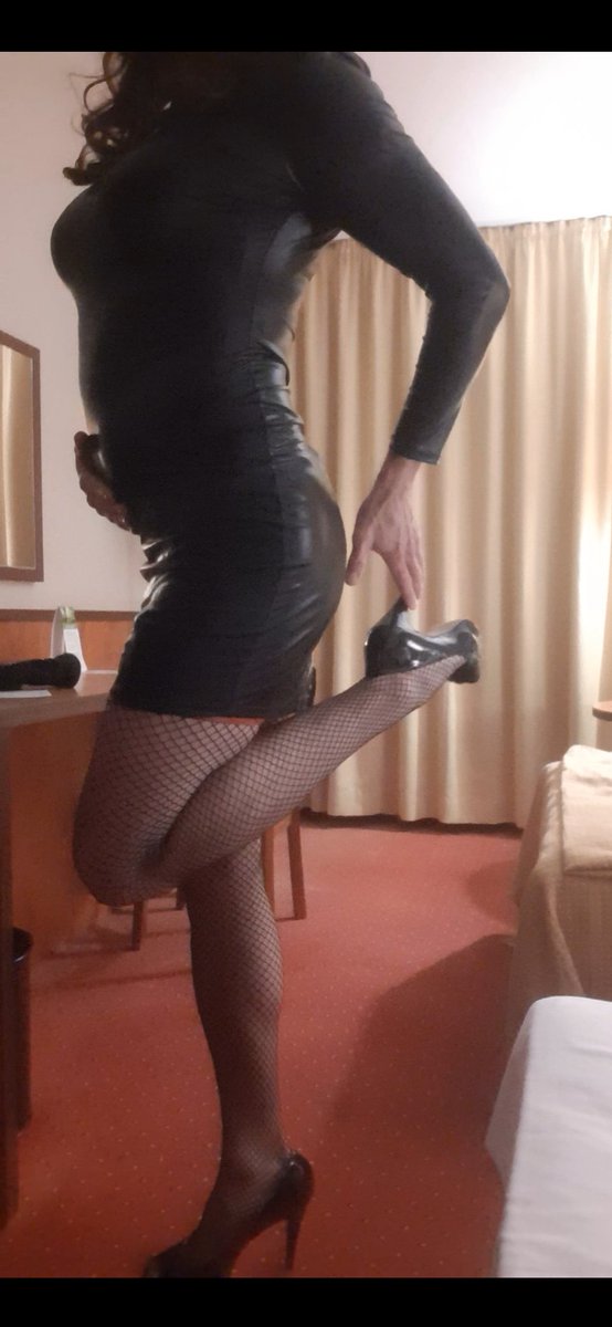 SissyNastia's tweet photo. #Sissy #crossdressing #whore #feminisierung #femsub #wetlook https://t.co/MguqFOOj58