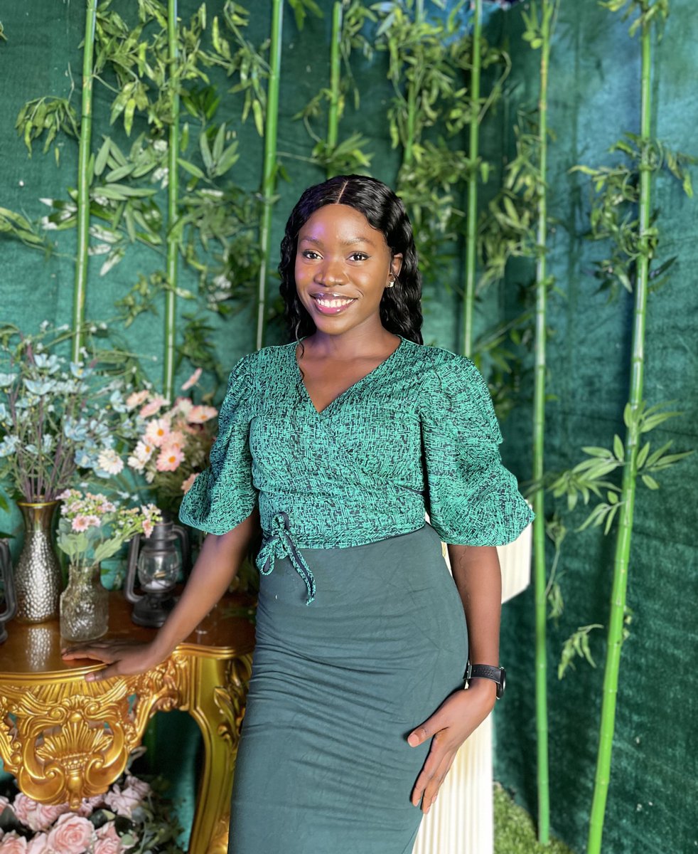 VOmuera's tweet photo. “That person is like a tree planted by streams of water, which yields its fruit in season and whose leaf does not wither— whatever they do prospers” Psalm 1:3 NIV

The smile in the third picture is how I want to be all through 2024💚 #2024 https://t.co/iBiCusJcII