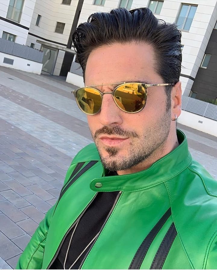 UniversodTodoFC's tweet photo. #DavidBustamante
#Bustamante
#SVB
#LoNuevodeBusta
#NewMusic
#songs
#Universal
#quesuertetenerte
#ademásdetinohaymás
#bustafamily
#music #universodetodo #música #universalmusic #gts #artist #somosuno #bustafans #tequeremosahoraysiempre https://t.co/KEpP3QvMut