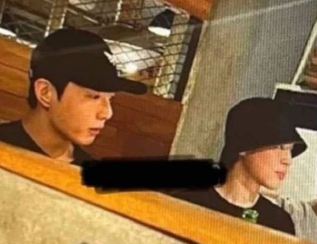 stopkookminpls's tweet photo. SO JIMIN AND JUNGKOOK HUNG OUT THE NIGHT OF MARCH 13 BEFORE WHITE DAY AND ON WHITE DAY THEY WENT OUT AGAIN 😭 https://t.co/mzagwd8srx